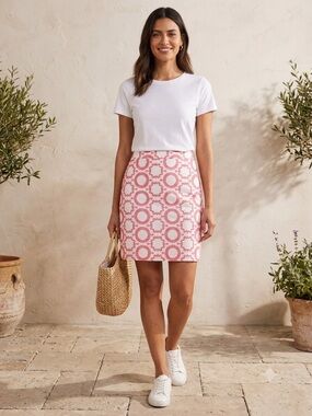 Banana Republic Milly Collection Women’s Size 10 US Embroidered Mini Skirt Pink